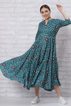 Green Flared Printed Dress image number 2